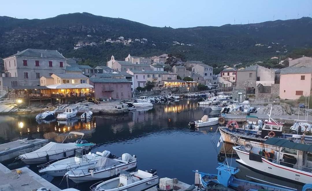 Porteo - Les Terrasses Du Port Centuri